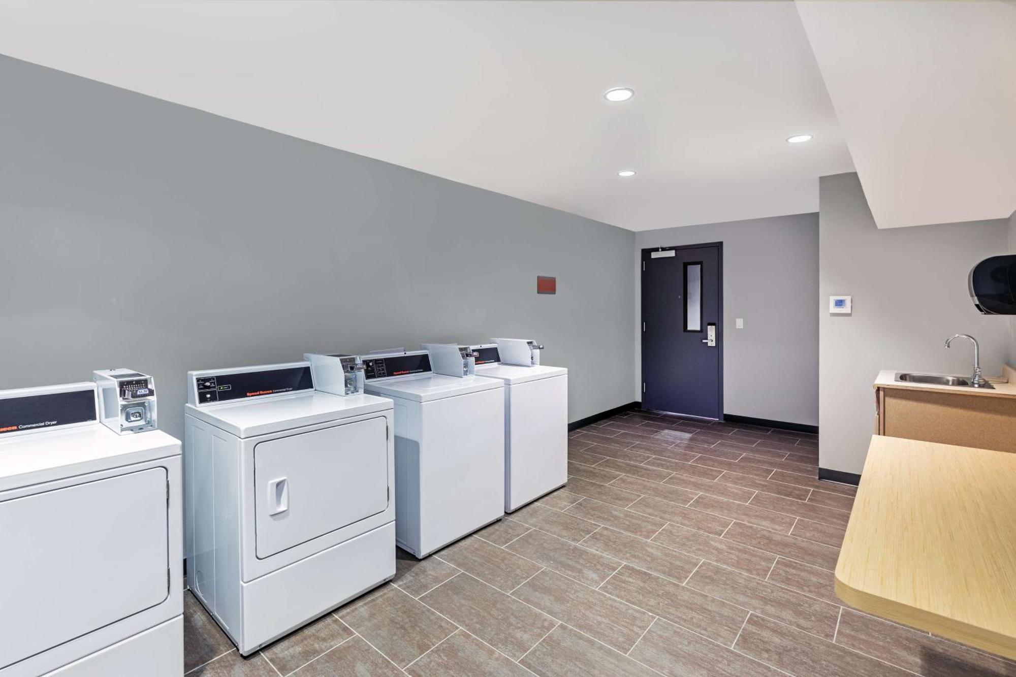 Home2 Suites By Hilton Laredo, Tx Exterior photo
